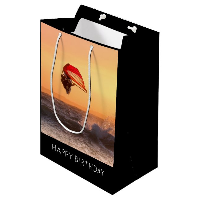 Sac Cadeau Moyen Planche À Voile Au Sunset Surfer Planche À Voile (Devant Angle)