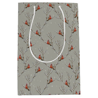 Sac Cadeau Moyen Red Cardinal Perched on a Tree Branch Gift Bag