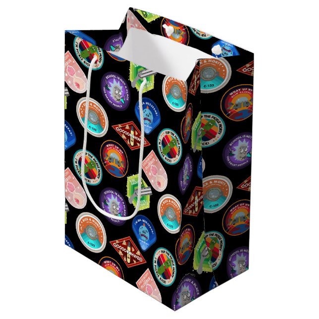 Sac Cadeau Moyen RICK ET MORTY™ | Motif des patchs d'espace externe (Devant Angle)