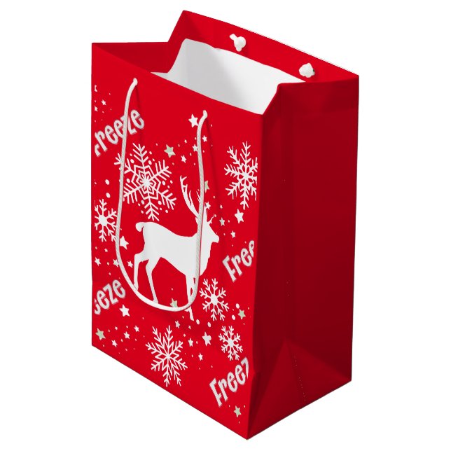 Sac Cadeau Moyen Rouge renne de Snowflakes (Devant Angle)