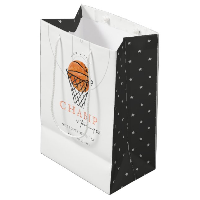 Sac Cadeau Moyen Rust Notre Petit Champ Basketball N'Importe Quel Â (Devant Angle)