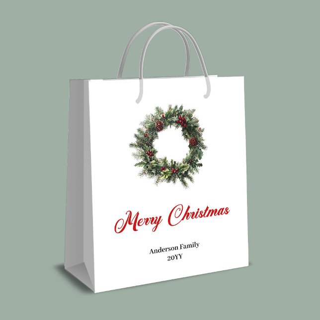 Sac Cadeau Moyen Sac-cadeau de couronne de pin moderne dans des cou (Modern pine wreath gift bag in traditional colors)