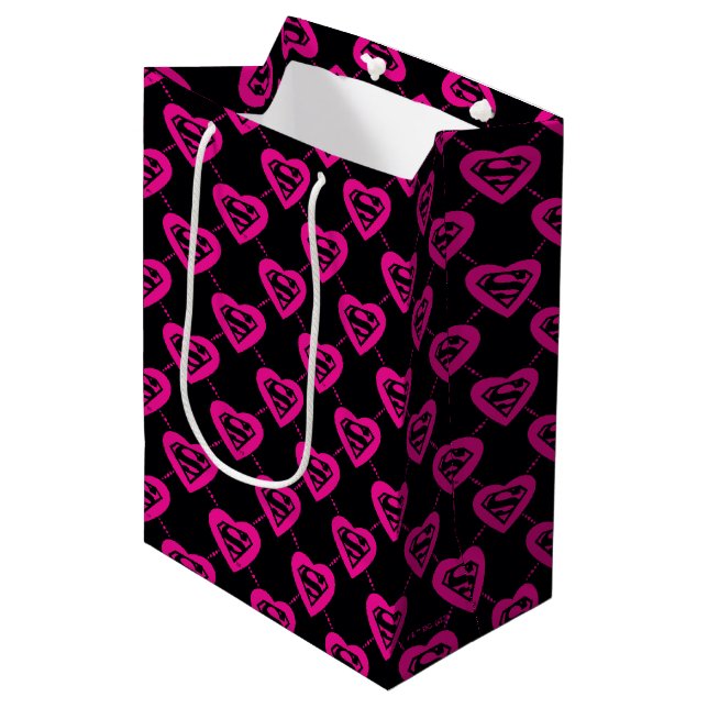 Sac Cadeau Moyen Supergirl Hearts Motif diagonal (Devant Angle)
