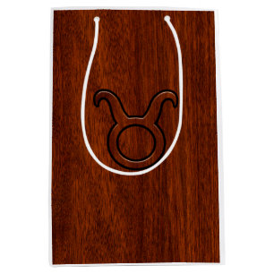 Sac Cadeau Moyen Symbole Taurus Zodiac sur l'acajou comme imprimé