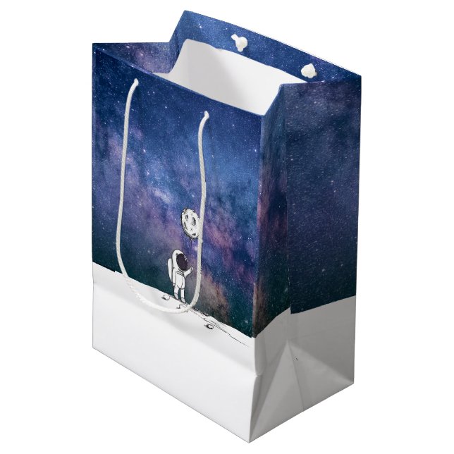 Sac Cadeau Moyen Un astronaute dans l'espace avec un ballon de lune (Devant Angle)