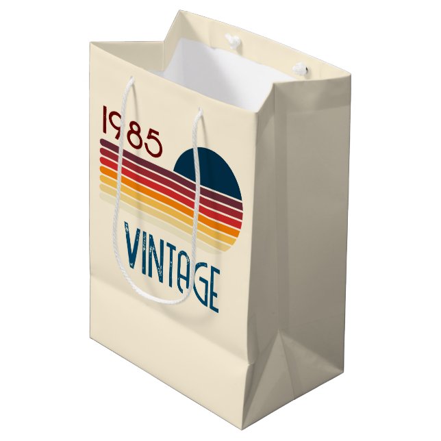 Sac Cadeau Moyen Vintage 1985 Retro Stripe Sun (Devant Angle)