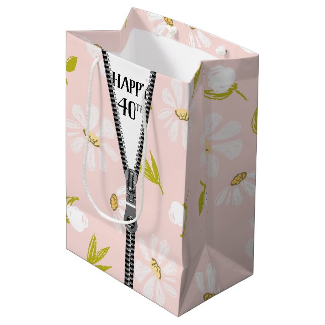 Sac Cadeau Moyen Zipper 40e Anniversaire sur Daisy Design (Devant Angle)