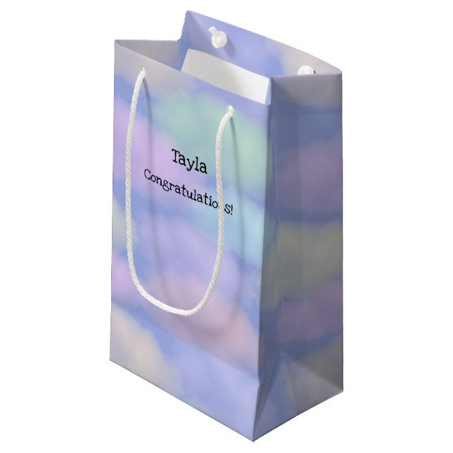 Sac cadeau personnalisé Rainbow Clouds (Devant Angle)