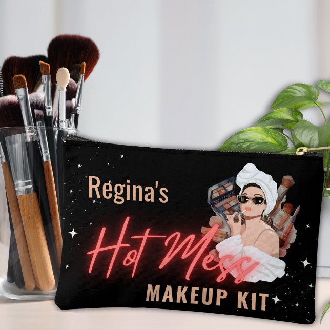 Sac d'accessoires pour maquillage à chaud personna (Créateur téléchargé)