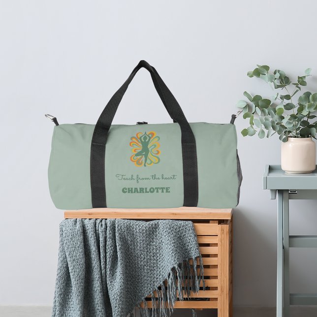 Sac De Sport Yoga pose swirls green orange name slogan retro (Créateur téléchargé)