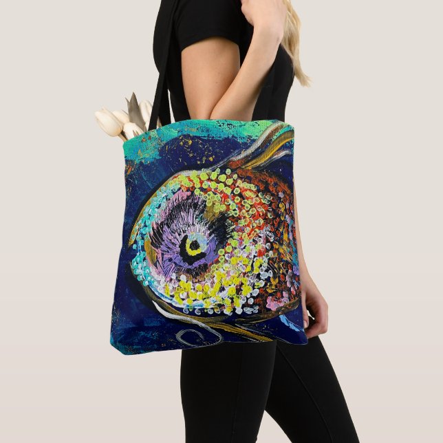 Sac fourre-tout de poisson (De près)