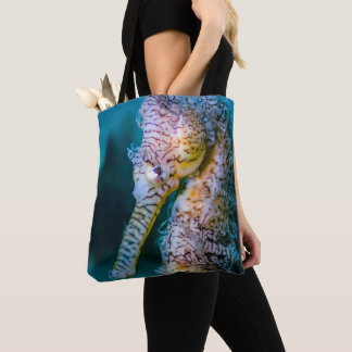 sac fourre-tout pratique avec la conception