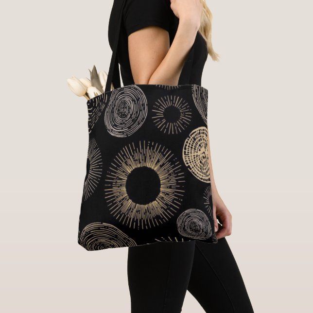 Sac fourre-tout rétro tout-sur-impression moyen (De près)
