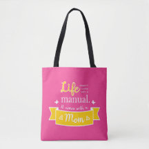 Sac fourre-tout rose avec une citation pour maman