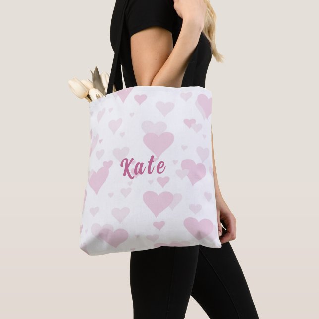 Sac fourre-tout rose personnalisé avec cœur (De près)