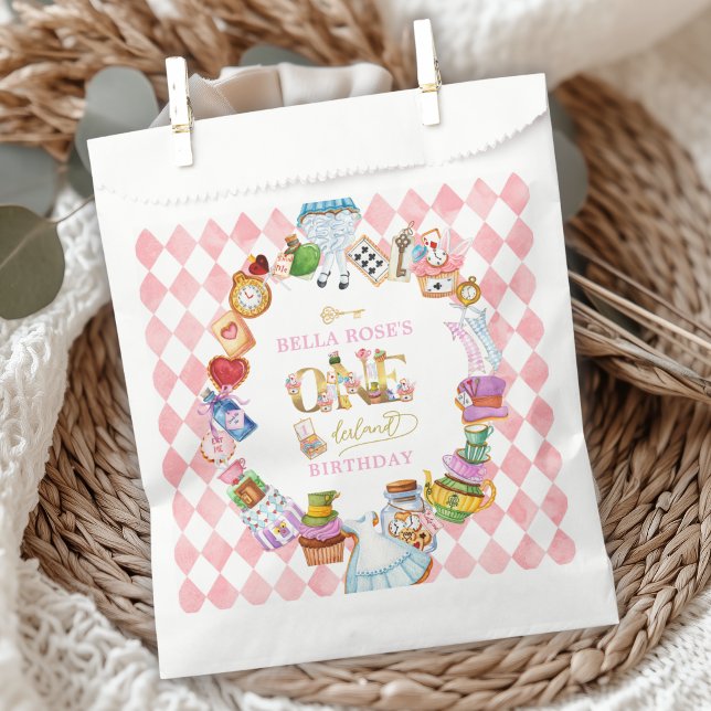 Sachets En Papier Alice in Wonderland 1st birthday Pink  (Créateur téléchargé)