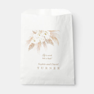 Sachets En Papier Charme Roses Blanches Pampas Mariage en herbe