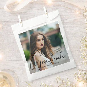Sachets En Papier Chic Graduation Photo manuscrite Script Party