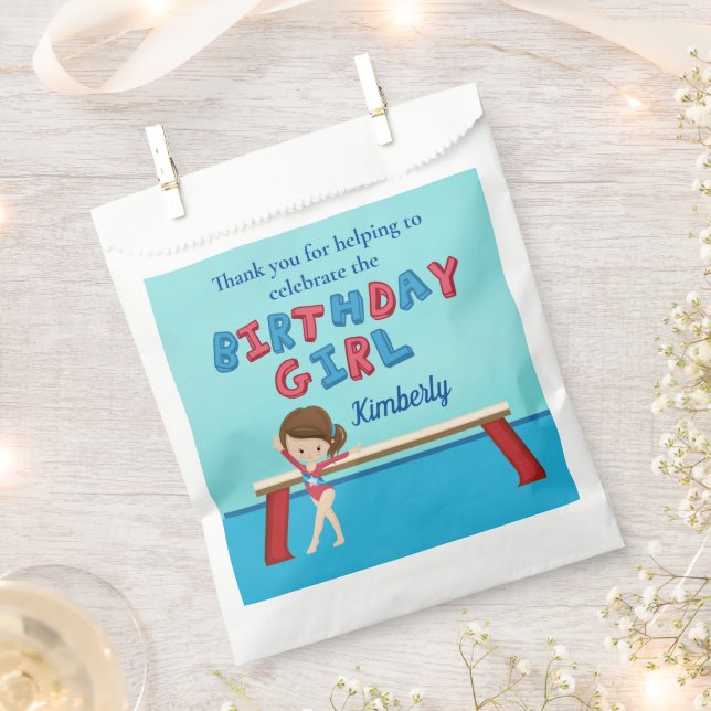 Sachets En Papier Gymnastique Brunette Gymnaste Fête d'Anniversaire (Coupé)