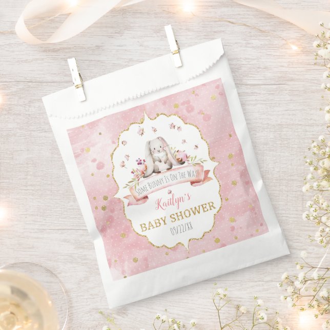 Sachets En Papier Il Y A Du Lapin Sur Le Chemin ! Baby shower de Pâq (Coupé)