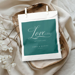 Sachets En Papier L'amour est tout ce dont vous avez besoin ! Mariag