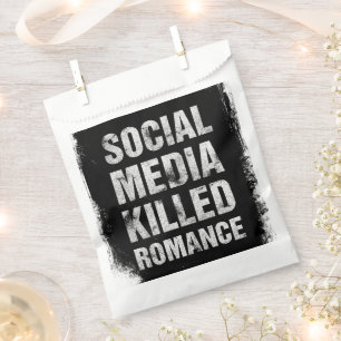 Sachets En Papier Les médias sociaux ont tué la romance