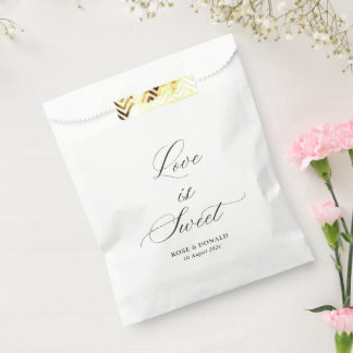 Sachets En Papier Love is sweet black script wedding