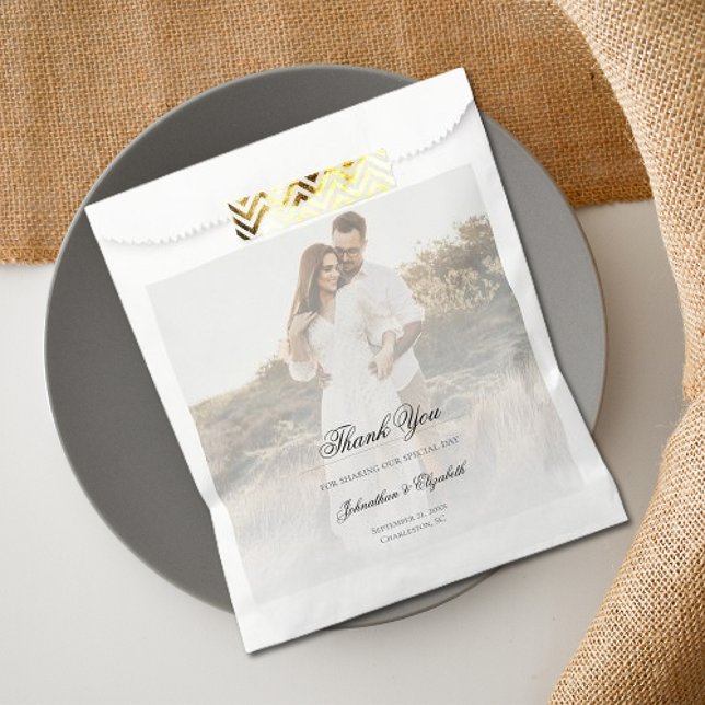 Sachets En Papier Photo moderne avec Mariage superposé (Modern Photo with Overlay Wedding Favor Bag)
