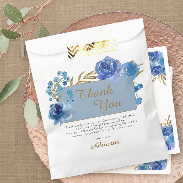 Sachets En Papier Rose bleu et Merci feuille d'or (Blue roses favor bags from my Rose and Gold Leaf quinceanera collection)