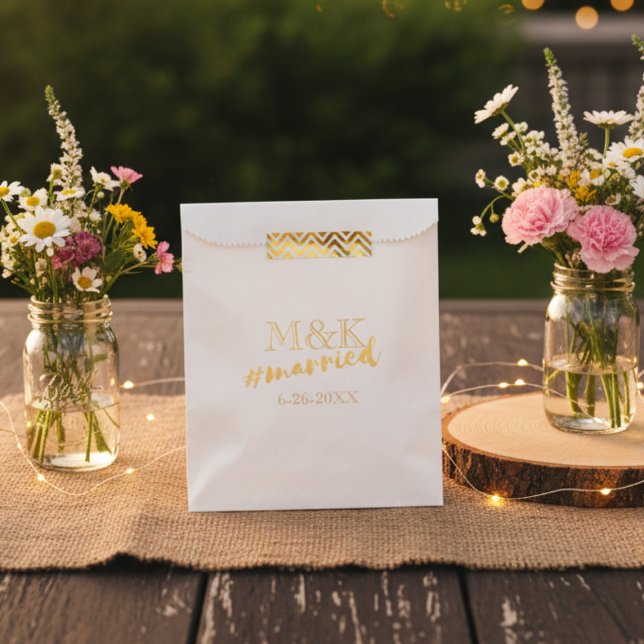 Sachets En Papier Sac de Faveur de Mariage Marié Hashtag en Feuille  (These hashtag bags are the perfect accessory for your country wedding)