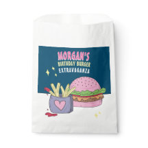 Whimsical Pink Burger et Fries fête d'anniversaire
