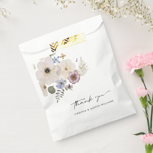 Sacs favoris modernes (Modern Floral Favor Bags by Painted Paperie
)