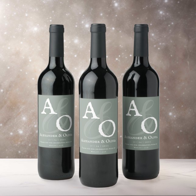 Sage Green Minimalist Monogram Wedding Wine Label (Sage Green Minimalist Monogram Wedding Wine Label)