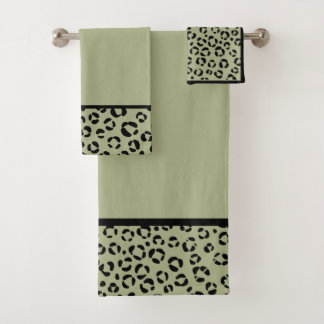 Saged Leopard Bath Towel Set