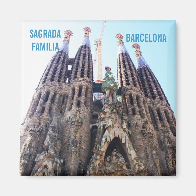 Sagrada Familia church Magnet (Front)