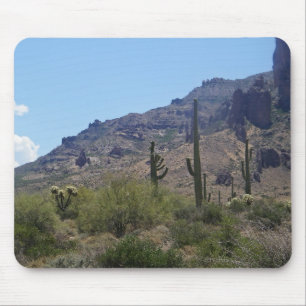 Saguaros and mountains mouse pad