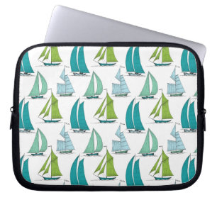 Sailboats On The Water Pattern Laptop Sleeve