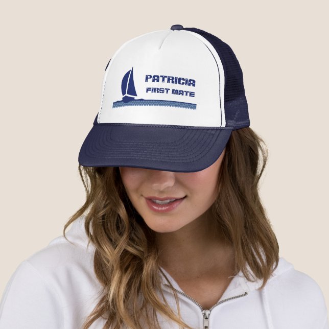 Sailing Boat Hat with customizable text (In Situ)