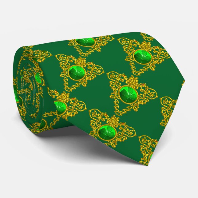 SAINT PATRICK'S CELTIC HEART WITH GREEN SHAMROCK TIE (Rolled)