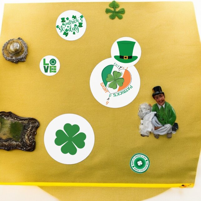 Saint Patricks Day Table Confetti (Saint patricks day,shamrock leaves party confetti,kids birthday party,baby shower,graduationconfetti)