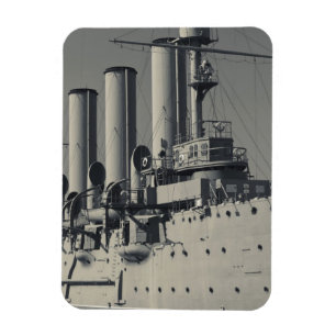 Saint Petersburg, Cruiser Aurora Magnet