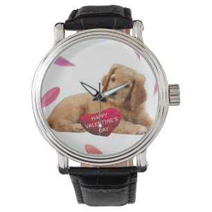 Saint-Valentin Chien montre du coeur