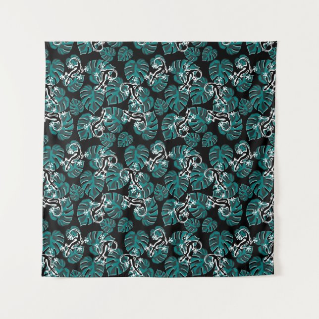 Salamander and Green Leaf Pattern Tapestry (Front)