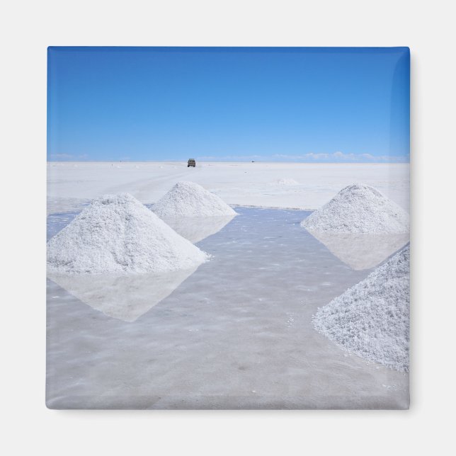 Salar de Uyuni salt flats magnet (Front)