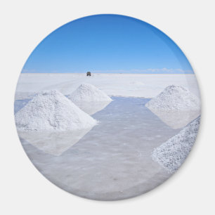 Salar de Uyuni salt flats round magnet