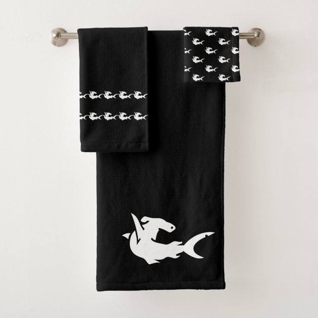 salle de bain requin set de serviettes noir et bla (En situation)