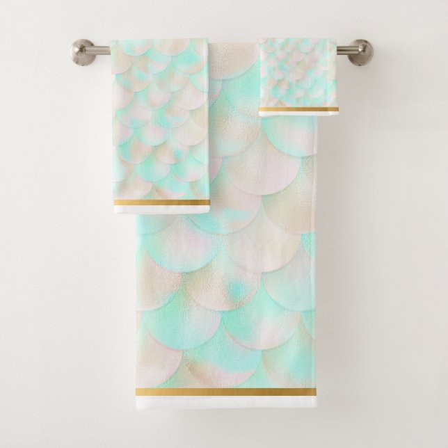 SALLE DE BAINS EN OR EN AQUA MERMAID SCALE (En situation)