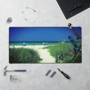 Salon de plage de sable blanc
