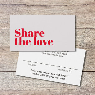 Salon rouge minimaliste et élégant Rose