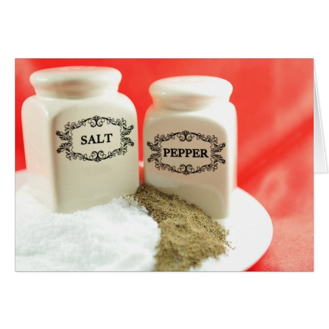 Salt and pepper (Front Horizontal)